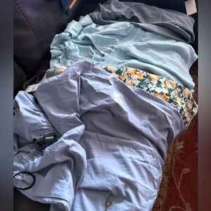 Free People Movement Grab Box!! 5 pieces: 4 NWT 1 EUC (size 6) 4 Small 1 XS